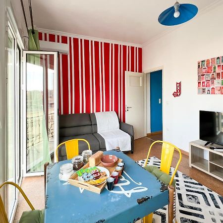 アテネSoho Artsy 55Sqm Apt With Acropolis Viewアパートメント エクステリア 写真