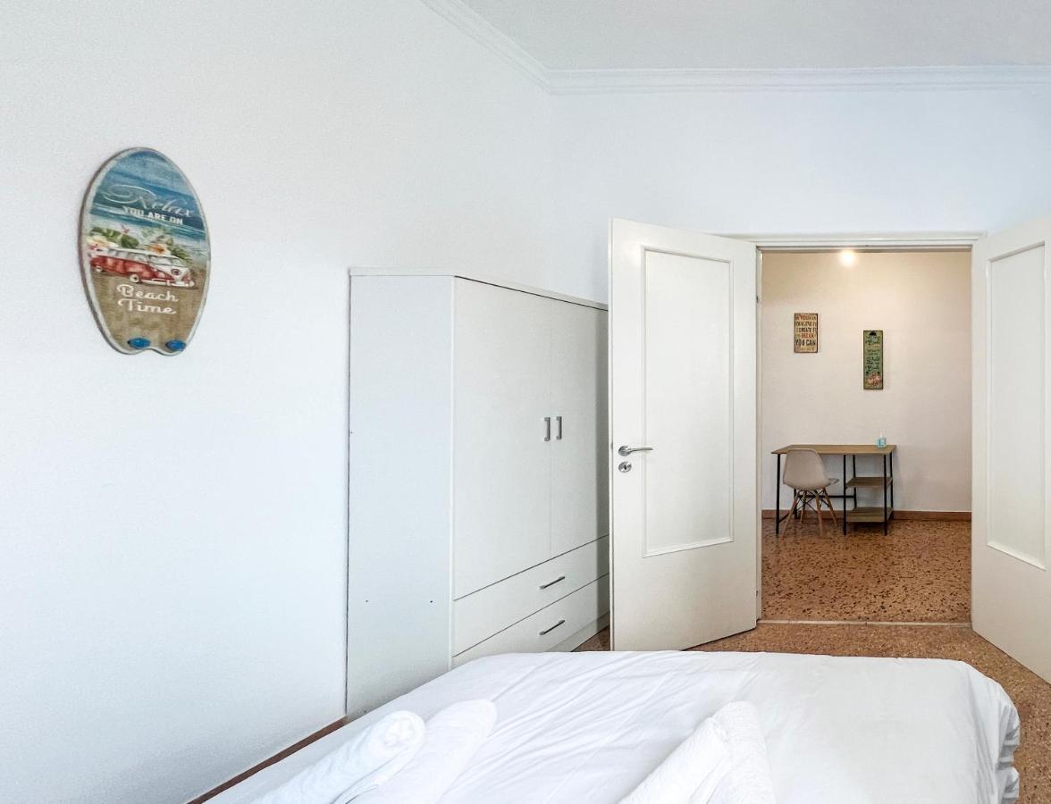 アテネSoho Artsy 55Sqm Apt With Acropolis Viewアパートメント エクステリア 写真
